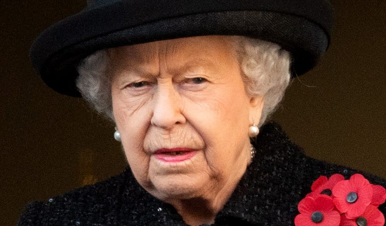 The Queen ‘calls for solution to Harry and Meghan disaster’