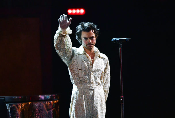 Harry Styles Was Mugged At Knifepoint Friday Night