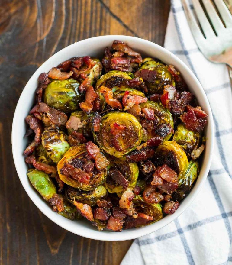 Maple Bacon Brussels Sprouts {Simple and DELICIOUS} – WellPlated.com