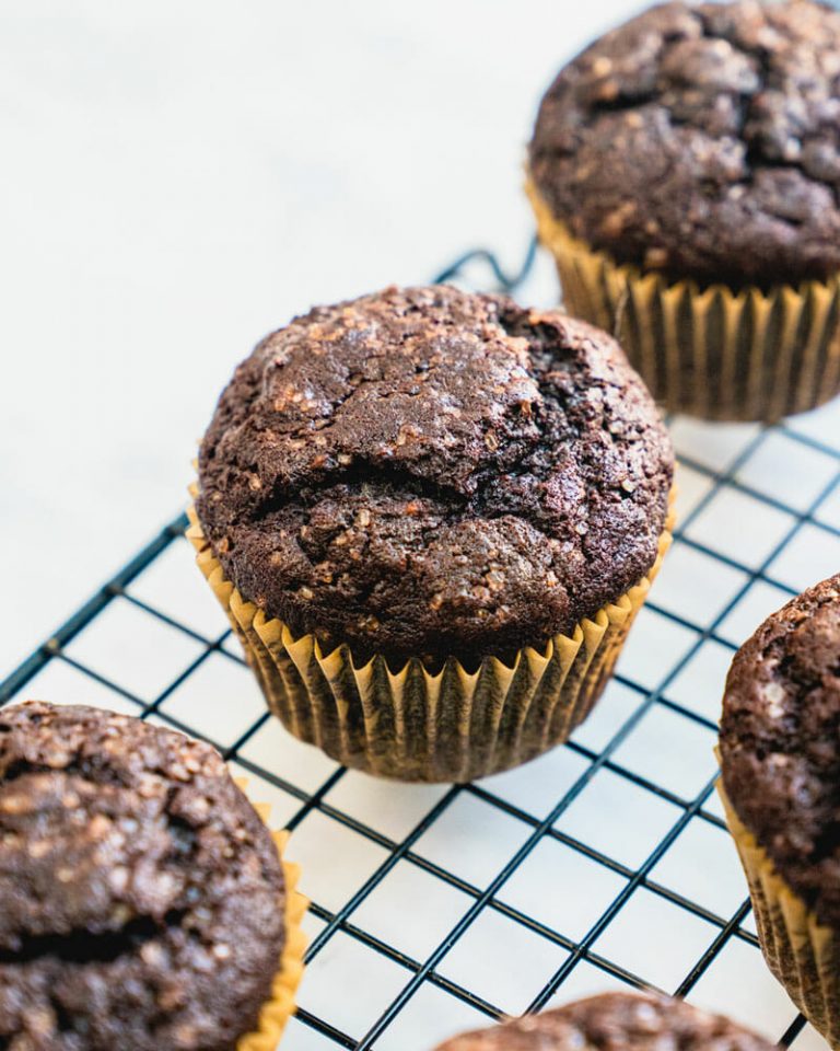 Chocolate Banana Muffins (Household Favourite!) – A Couple Cooks