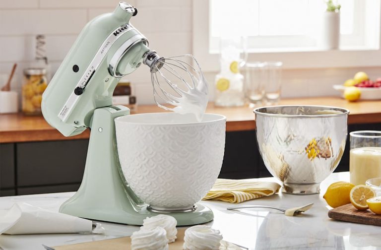 KitchenAid’s classic stand mixer with 23,000 five-star reviews is $100 off