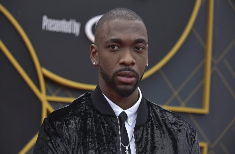 ‘SNL’ alum Jay Pharoah says cops pulled guns while he was exercising, knelt on his neck