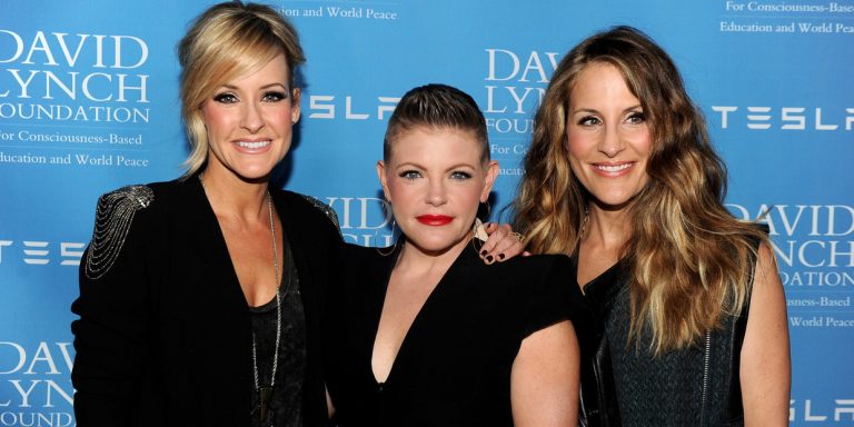 Dixie Chicks Change Their Name To The Chicks And Drop Protest Song