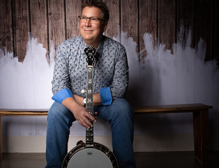 Survive The Jam With These 7 Bluegrass Banjo Lessons – TrueFire Blog