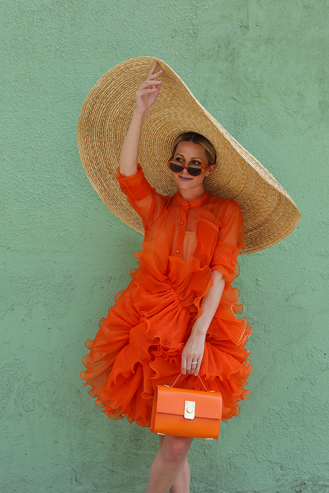 SUMMER BAGS + SUMMER HATS // SEEING STRAW