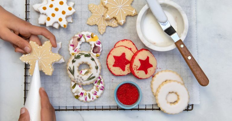 Spice Up Your Holiday Cookie Decorations
