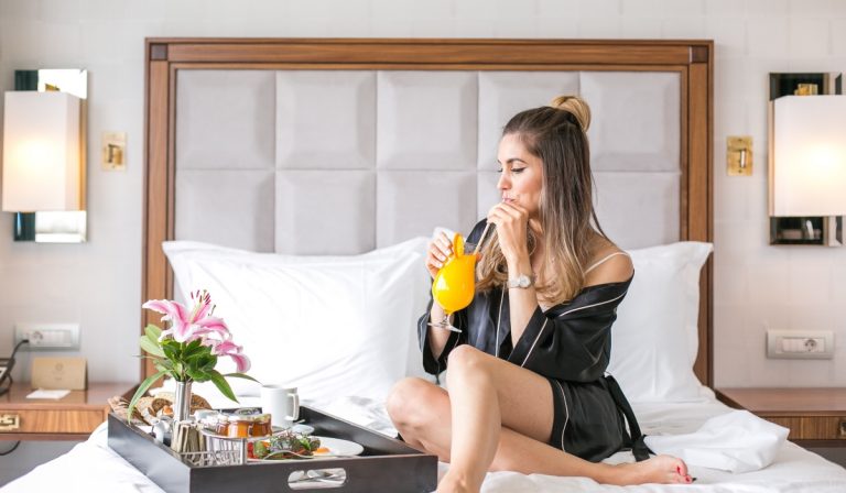 BREAKFAST IN BED AT ELECTRA METROPOLIS | HOTELS