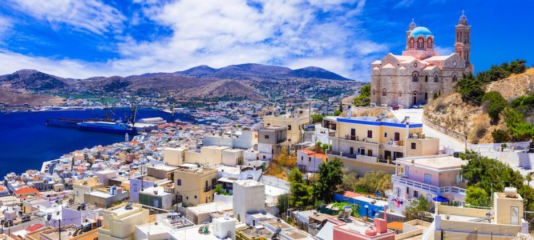 Greece On A Funds: Travel Tips From A Local