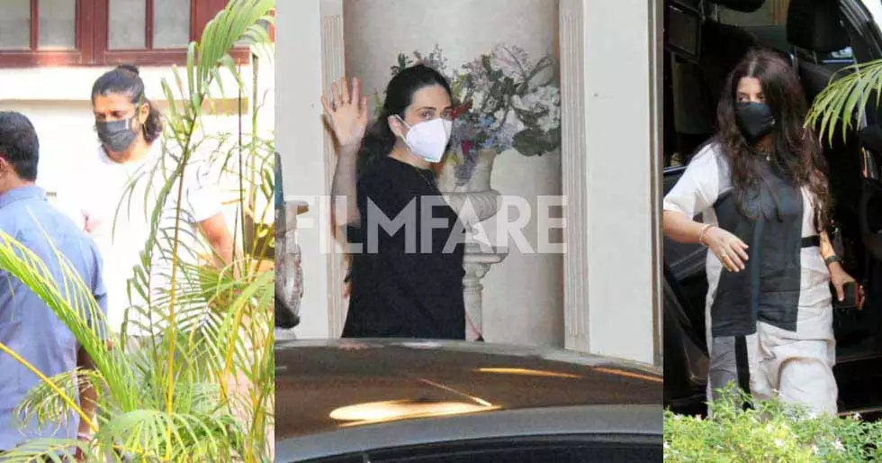 Zoya Akhtar, Farhan Akhtar, Neetu Kapoor, Karisma Kapoor snapped at late Rajiv Kapoor’s house