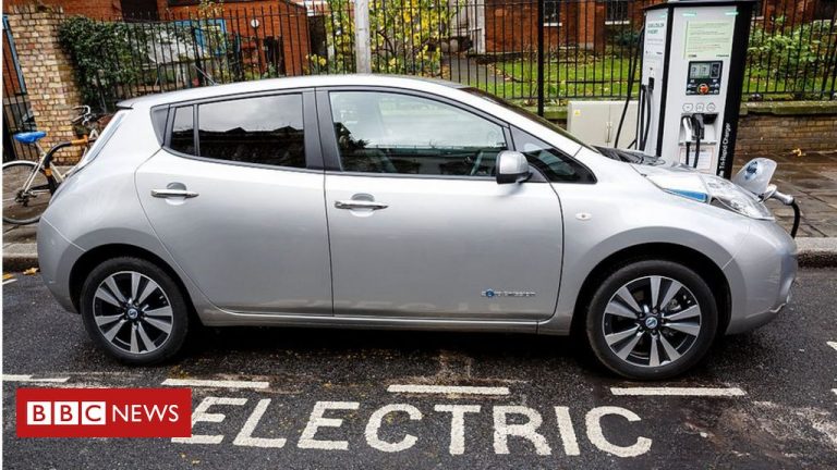 Backlash grows against cut to electric car grants