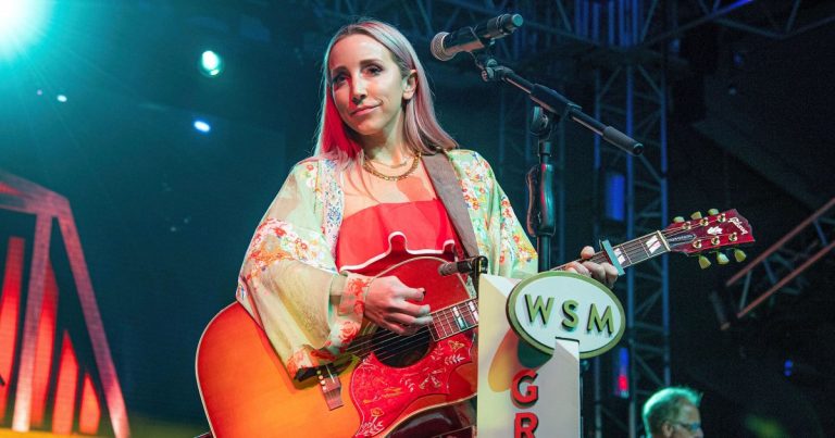 Ashley Monroe Reveals Rare Cancer Prognosis, Asks for Prayers