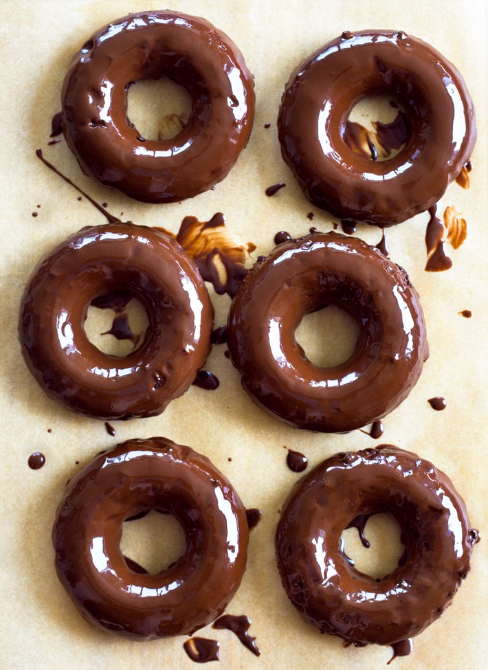 Healthy Chocolate Breakfast Donuts – Chocolate Covered Katie