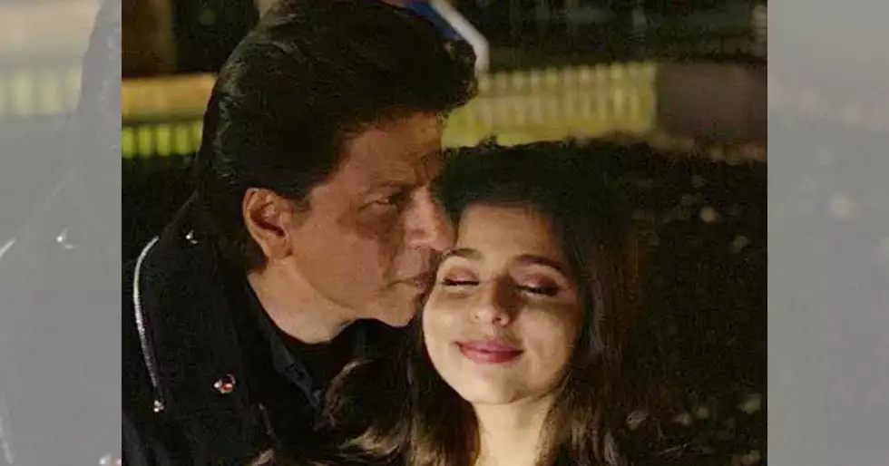 Shah Rukh Khan shares a wise message for Suhana Khan post Archies teaser release