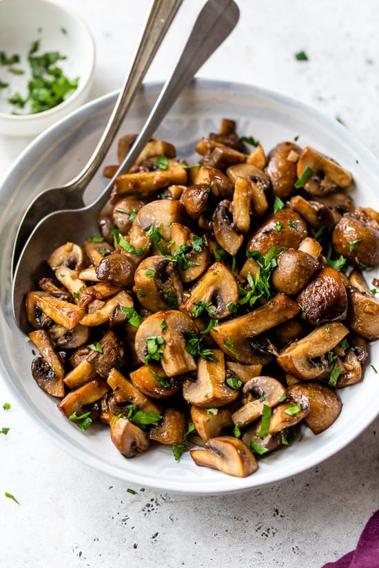 Garlic Butter Mushrooms – Skinnytaste