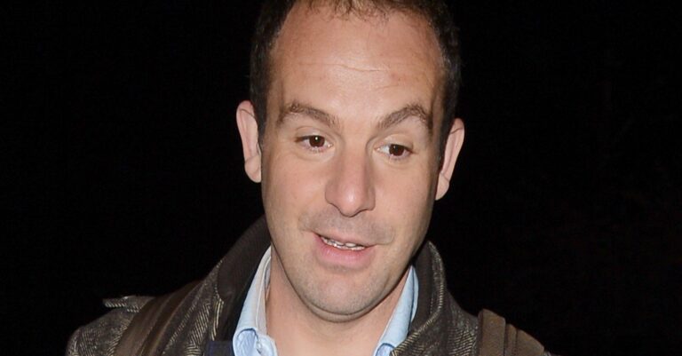 Martin Lewis announces Twitter break as fans rally around