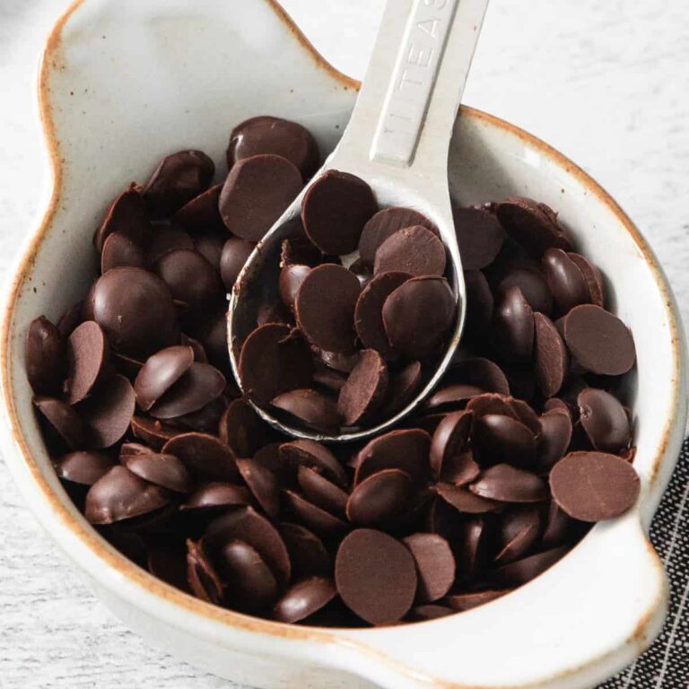 Homemade Vegan Chocolate Chips – Fit Foodie Finds