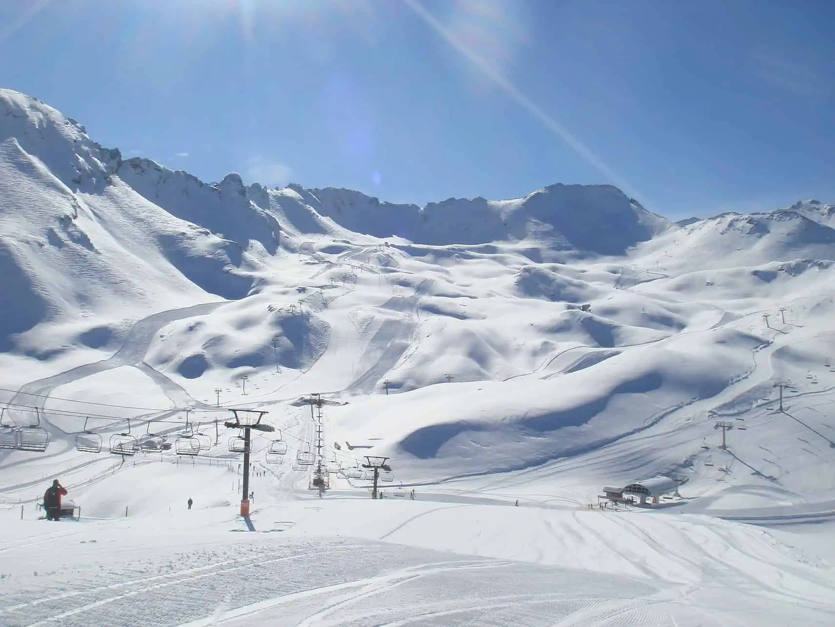 Val d’Isere Ski Resort – Travel Dudes