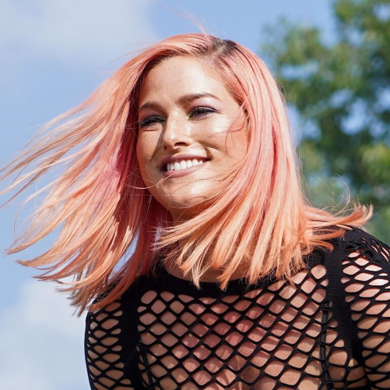 Cassadee Pope Reveals She’s Leaving Country Music