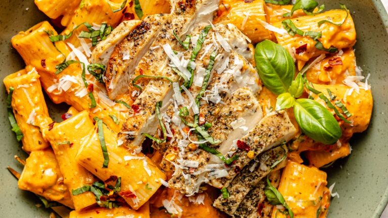 Burst Cherry Tomato Basil Chicken Rigatoni