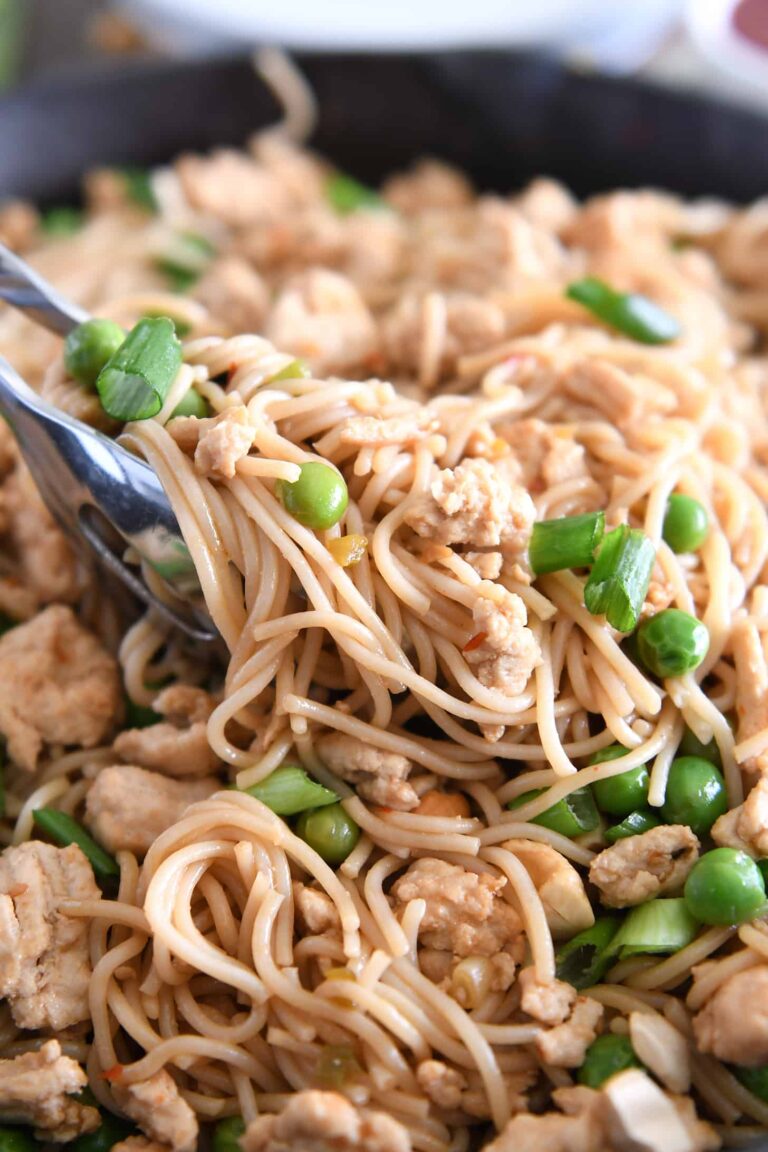 Easy Spicy Garlic Ramen Noodles